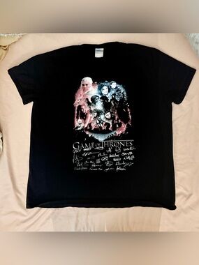 Game of Thrones - signed by the actors